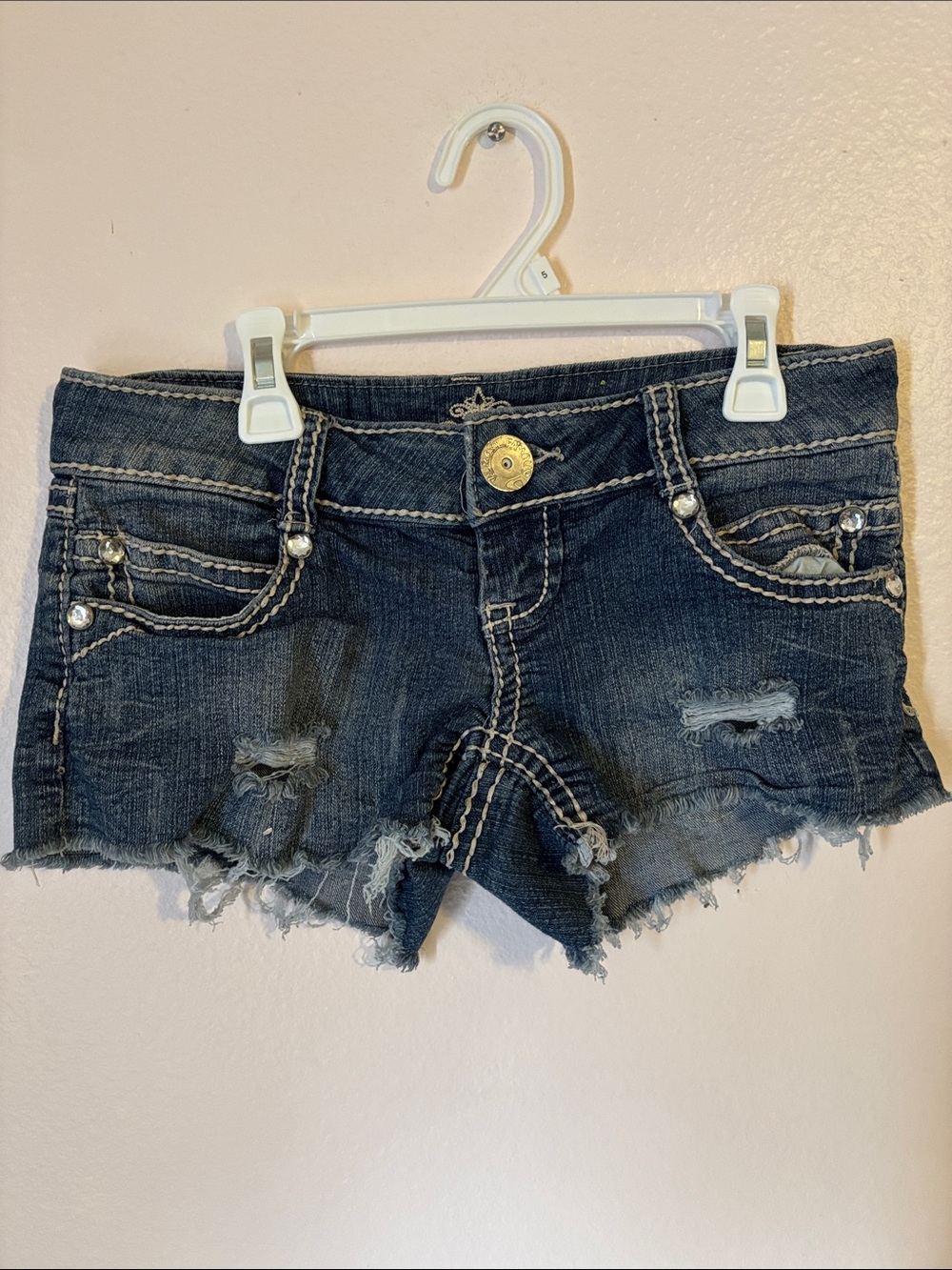Almost Famous Y2K Distressed Rhinestone Denim Shorts Cutoff Size 3